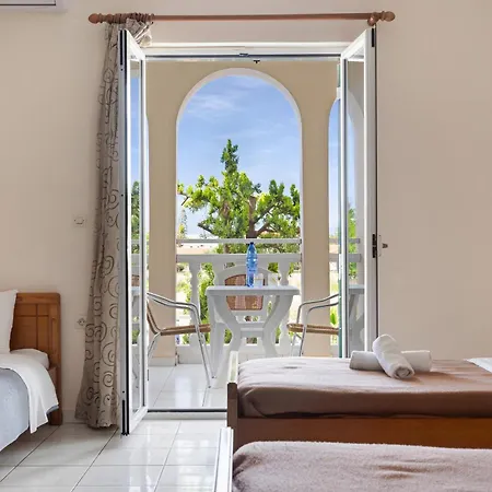 Sandy Maria 605 Apartment *